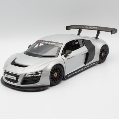 Audi R8 (LMS) in Silver