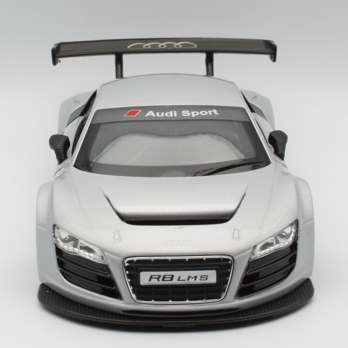 Audi R8 (LMS) in Silver