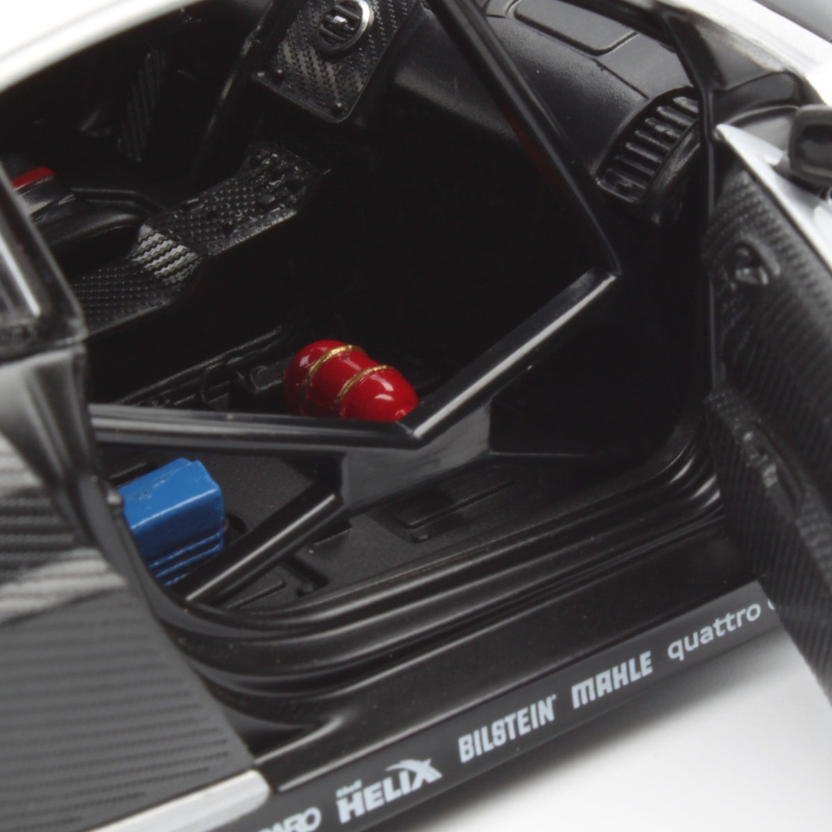 Audi R8 (LMS) in Silver