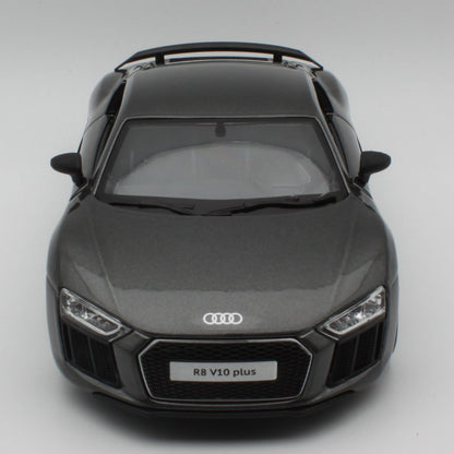 Audi R8 V10 in Metallic Grey