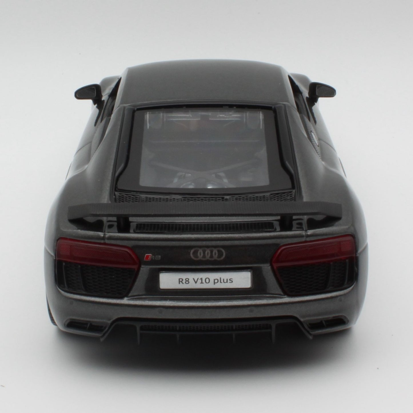 Audi R8 V10 in Metallic Grey