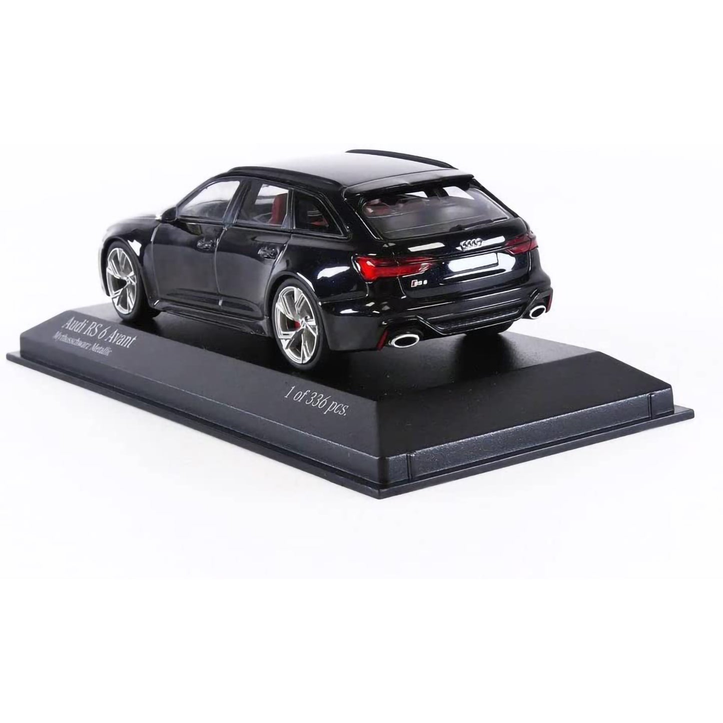 Audi RS 6 Avant (2019) in Metallic Black