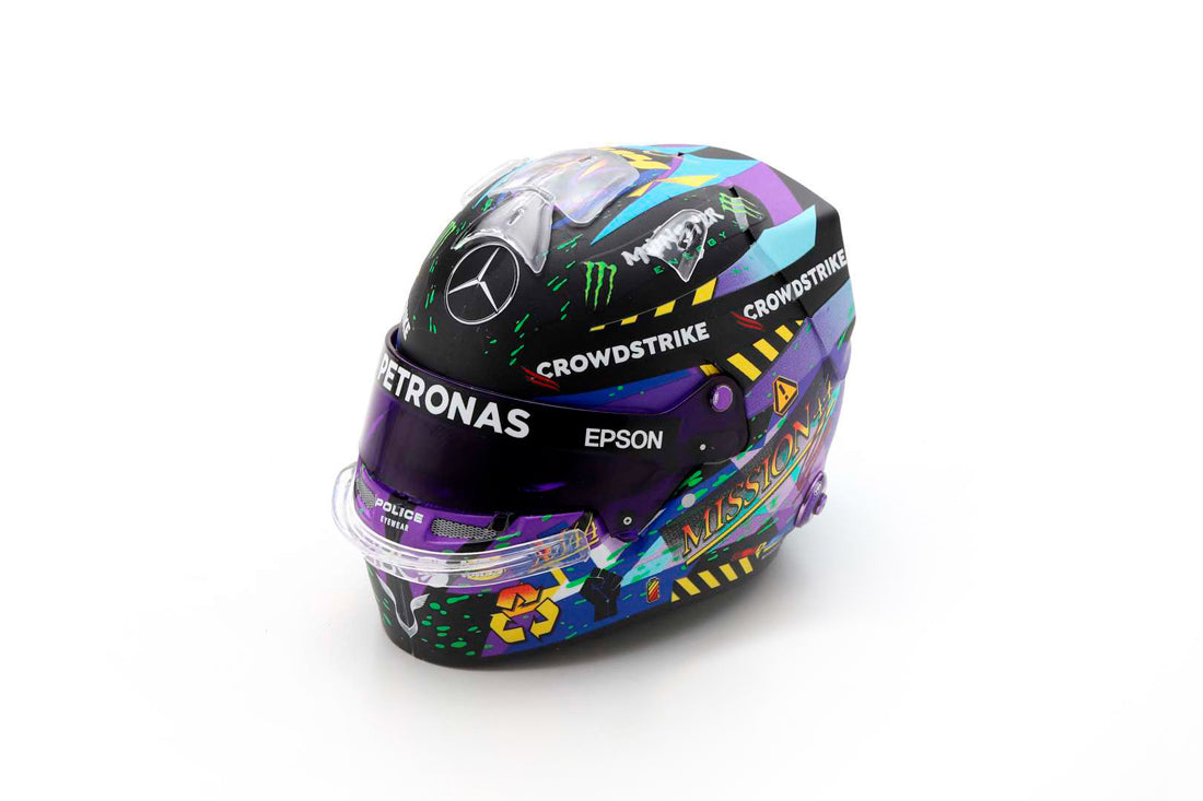 Bell Helmet #44 Formula 1 Lewis Hamilton (Winner Silverstone British GP 2021) in Purple