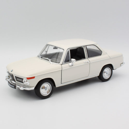 BMW 2002 Ti in cream