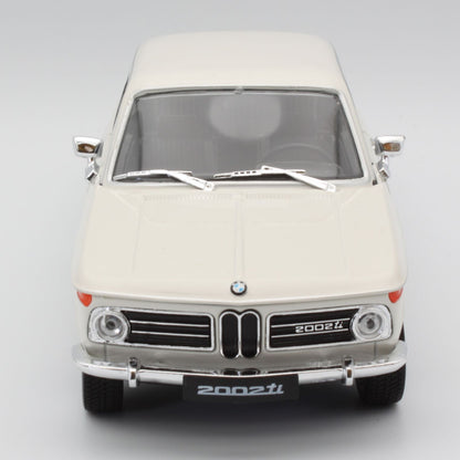 BMW 2002 Ti in cream