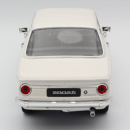 BMW 2002 Ti in cream