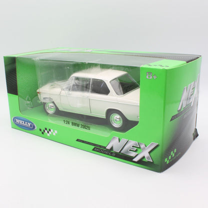BMW 2002 Ti in cream