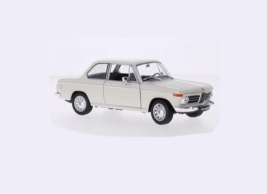 BMW 2002 Ti in White