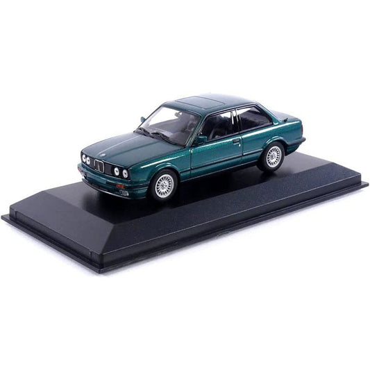 BMW 3 Series (1986) in Metallic Green