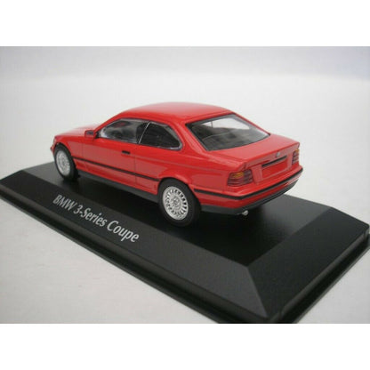BMW 3 Series Coupe (1992) in Red