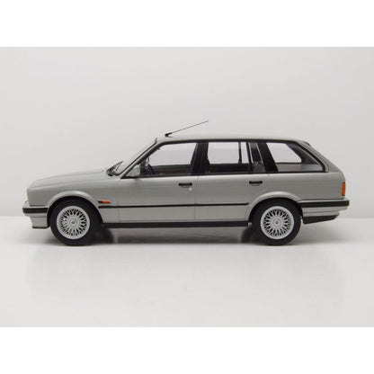 BMW 325i (Touring 1991) in Silver