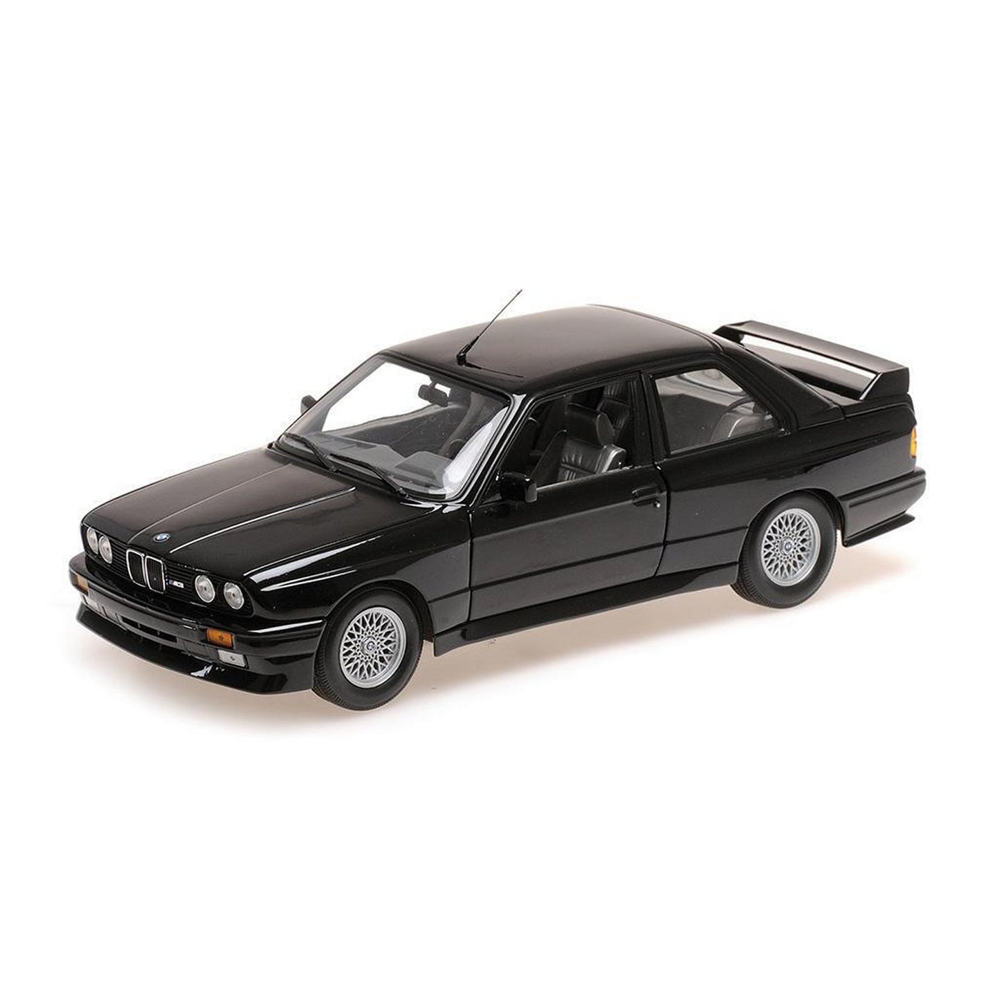 BMW M3 (E30 1987)