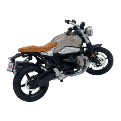 BMW R Nine T Scrambler in Silver