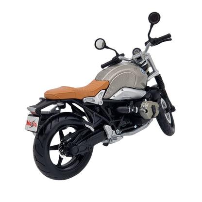 BMW R Nine T Scrambler in Silver
