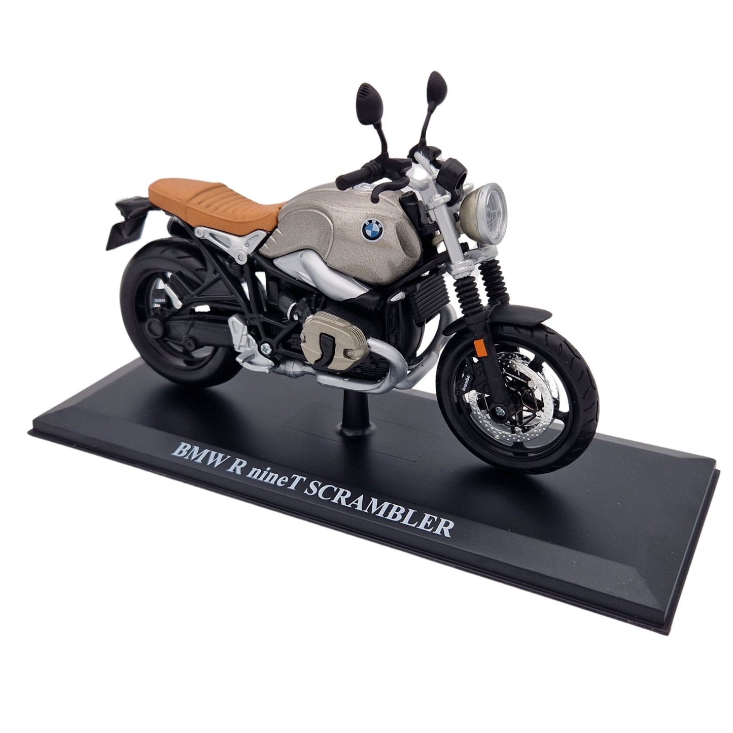 BMW R Nine T Scrambler in Silver