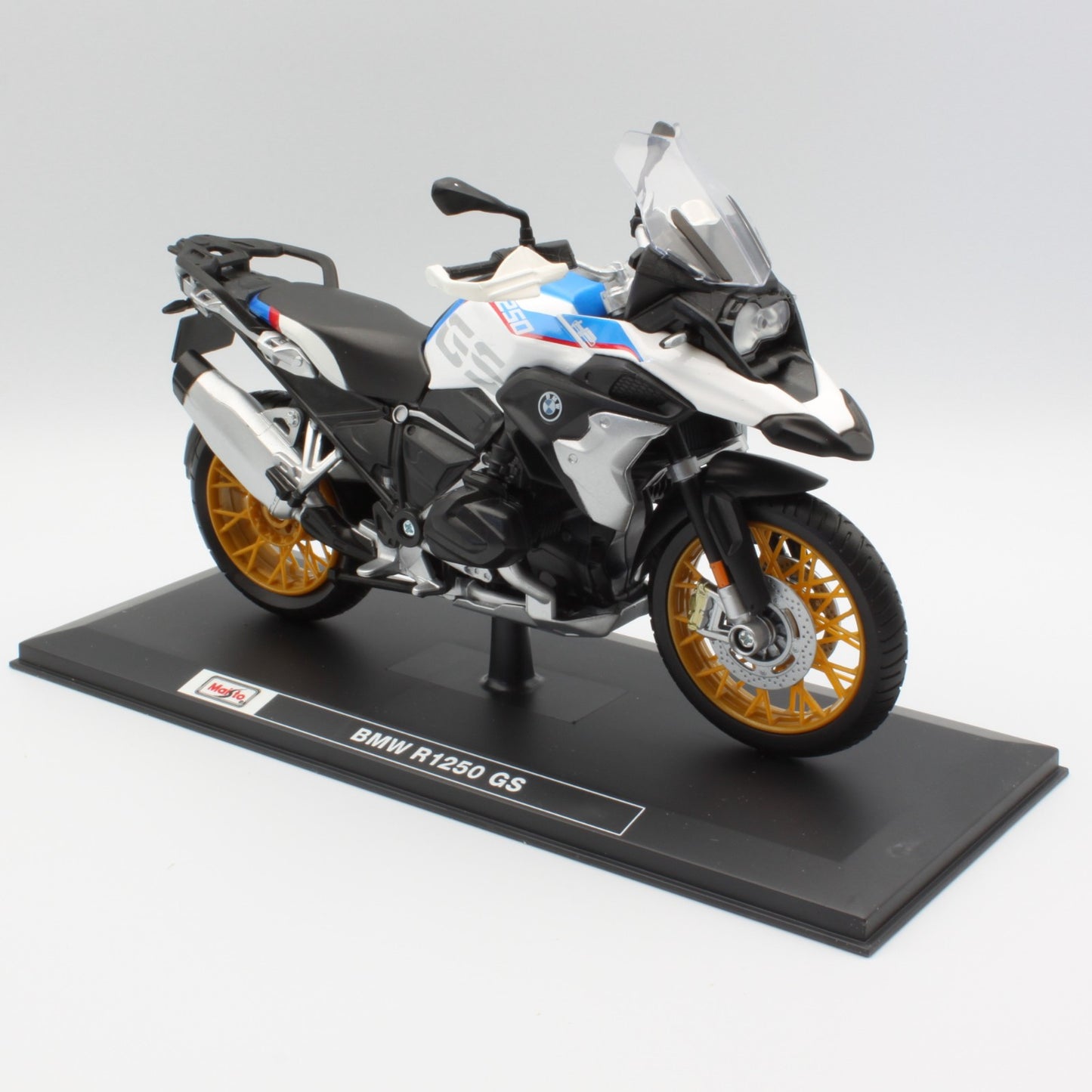 BMW R1250 GS in White/Blue