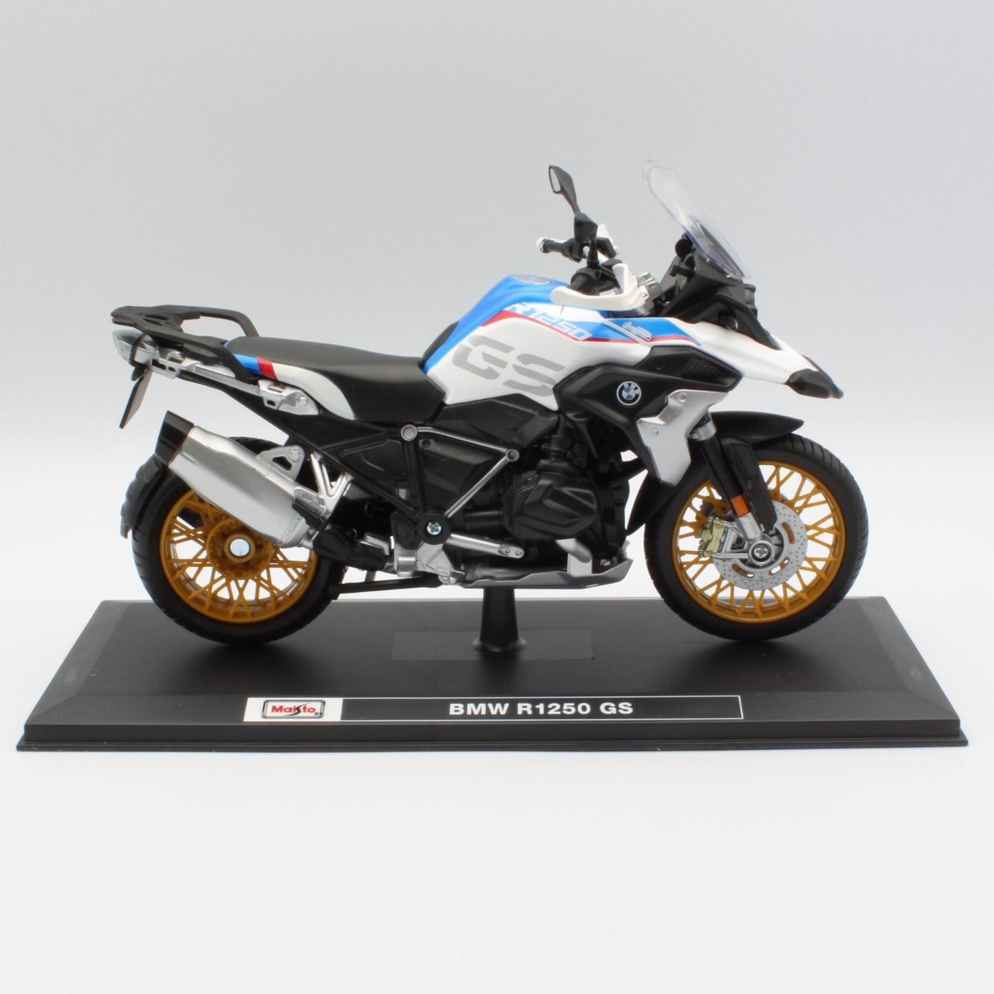 BMW R1250 GS in White/Blue