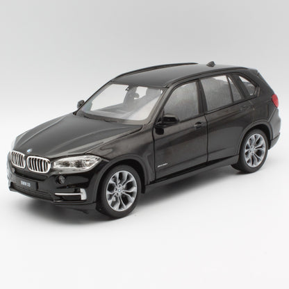 BMW X5 in black