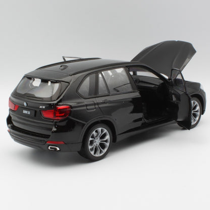 BMW X5 in black