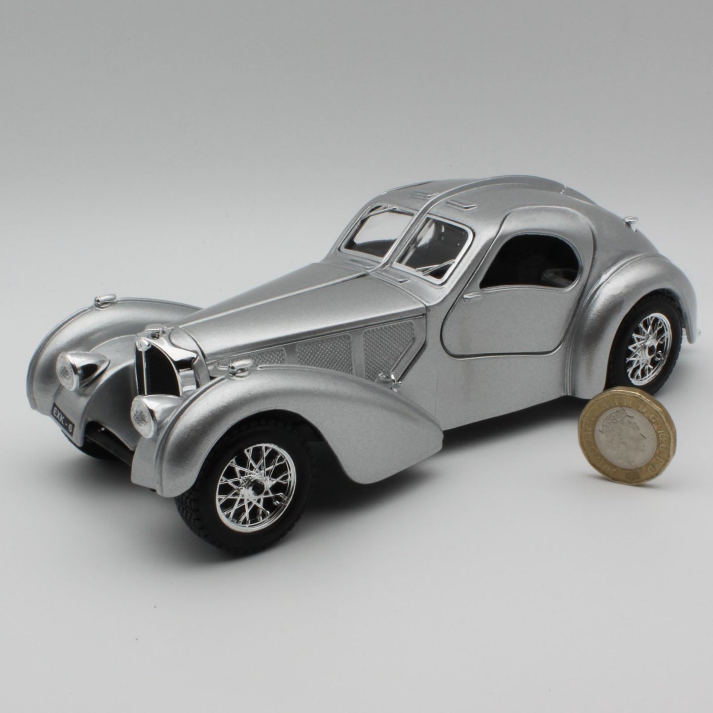 Bugatti 57SC Atlantic (1938) in Silver