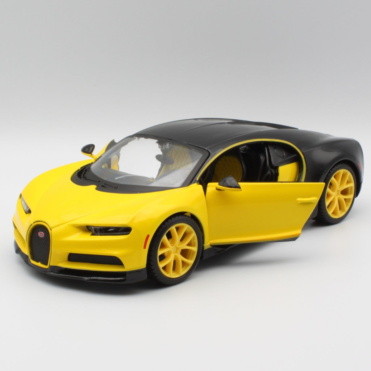 Bugatti Chiron (2016) in Yellow