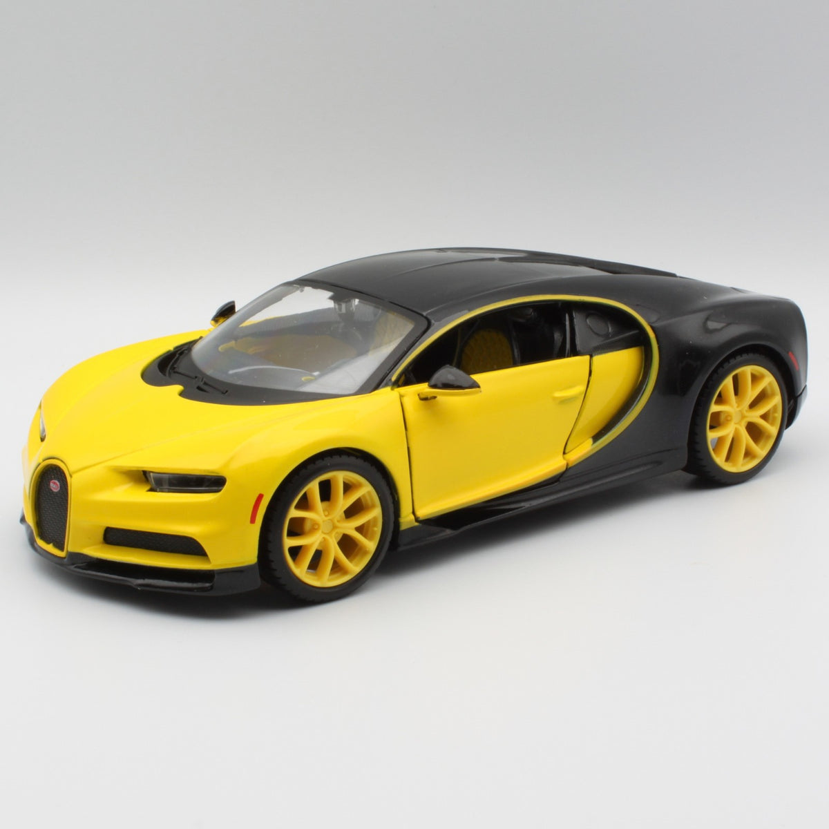 Bugatti Chiron (2016) in Yellow