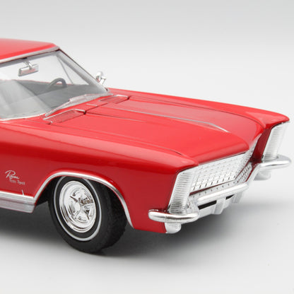 Buick Riviera Gran Sport (1965) in Red