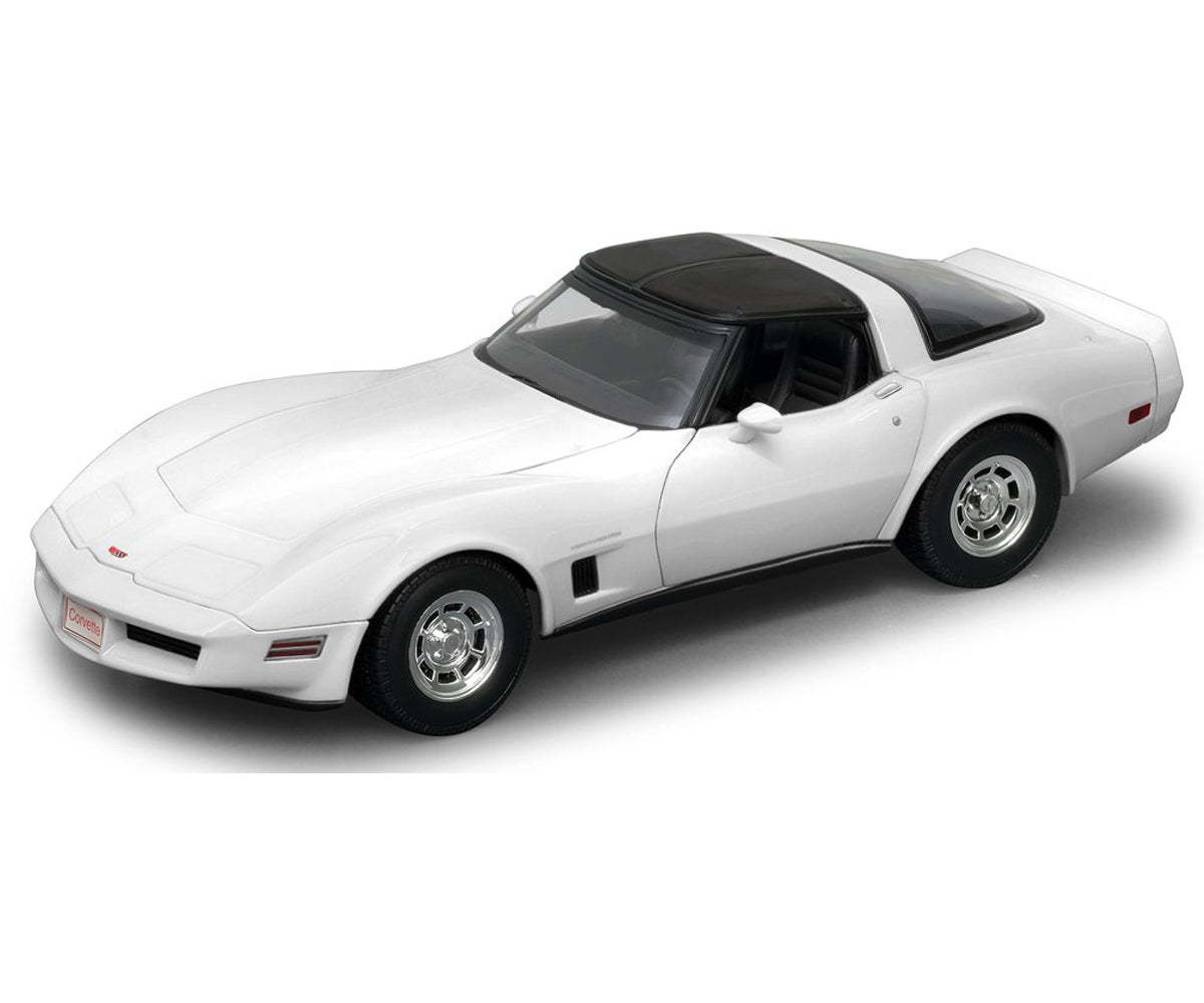 Chevrolet Corvette (1982) in White