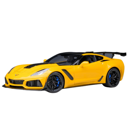 Chevrolet Corvette C7 ZR1 (2019) in Corvette Racing Yellow