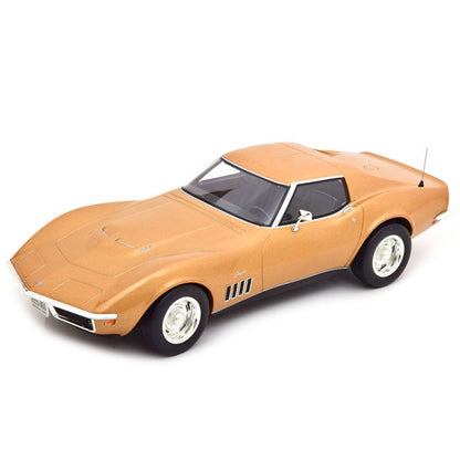 Chevrolet Corvette (1969) in Gold