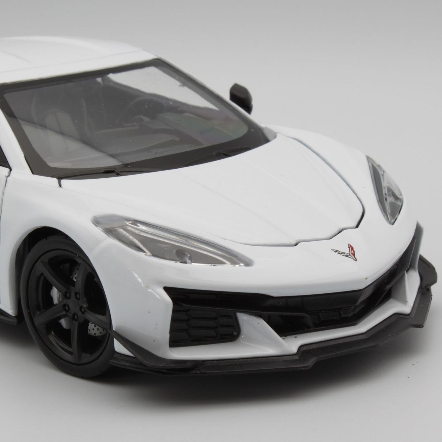 Chevrolet Corvette Z06 (2023) in white