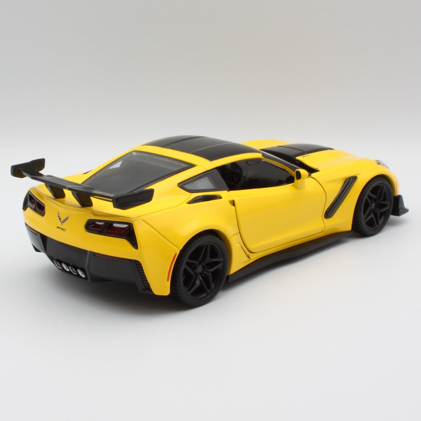 Chevrolet Corvette ZR1 (2019) in Yellow