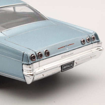 Chevrolet Impala SS 396 (1965) in Metallic Light Blue