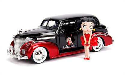 Chevrolet Master Deluxe (Betty Boop Edition with Figure 1939)