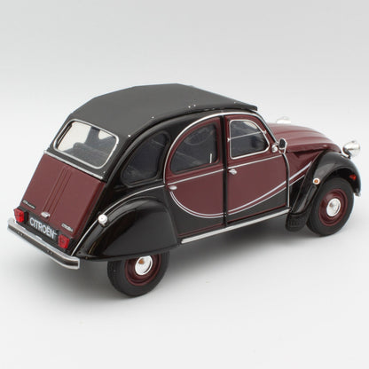 Citroen 2CV (Charleston 1982) in red and black