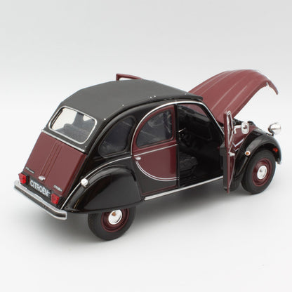 Citroen 2CV (Charleston 1982) in red and black