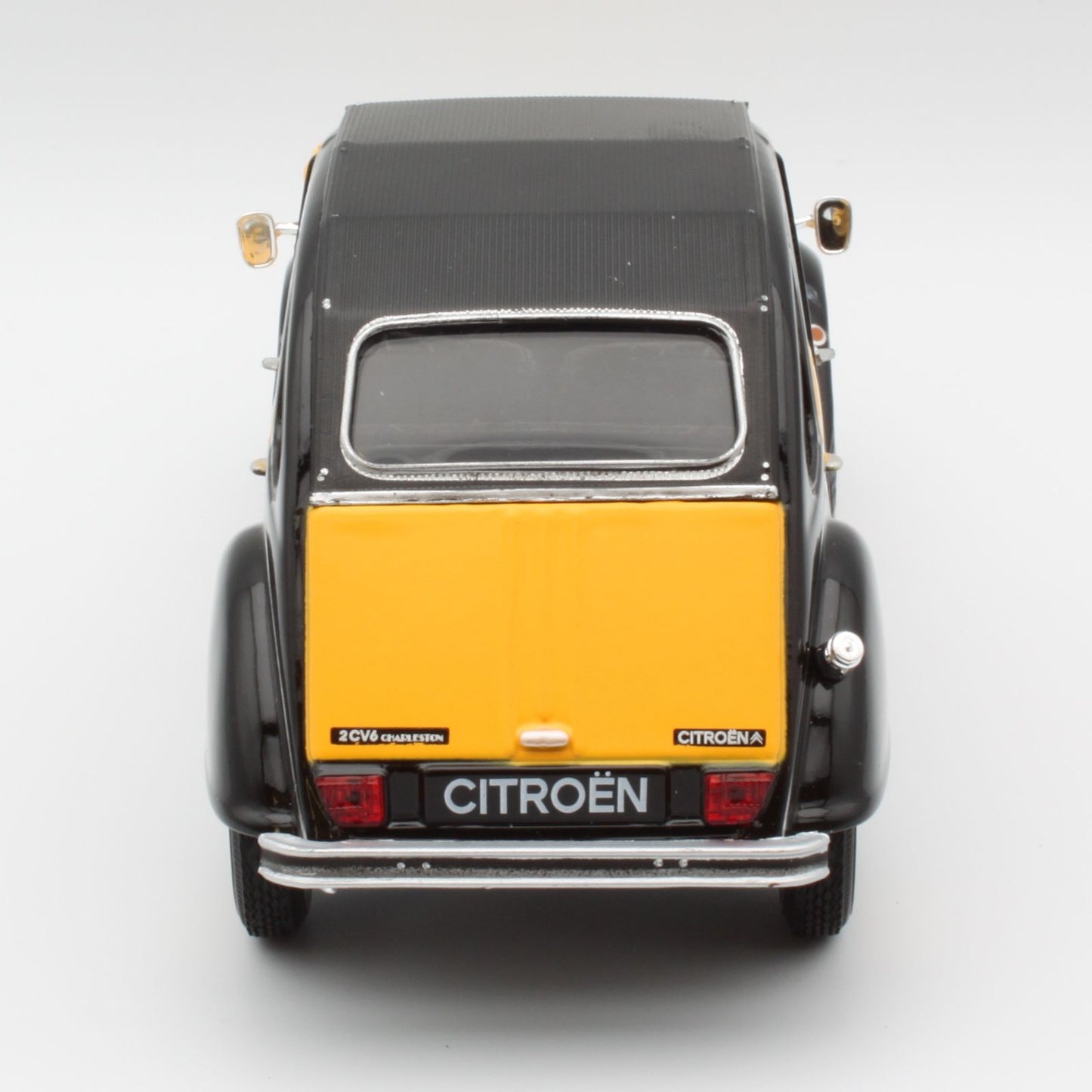 Citroen 2CV (Charleston 1982) in yellow and black