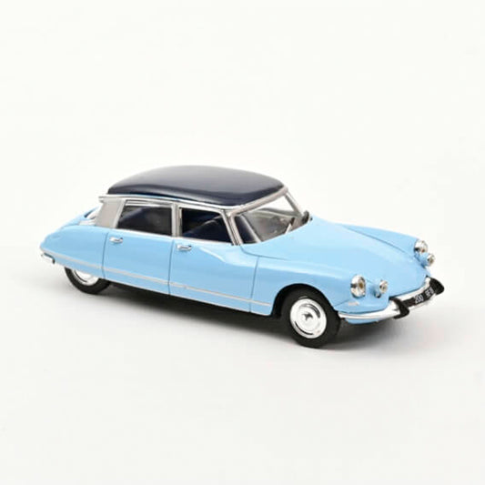 Citroen DS 21 Pallas (1967) in Light Blue