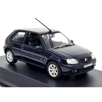Citroen Saxo (VTS 2000) in Dark Blue