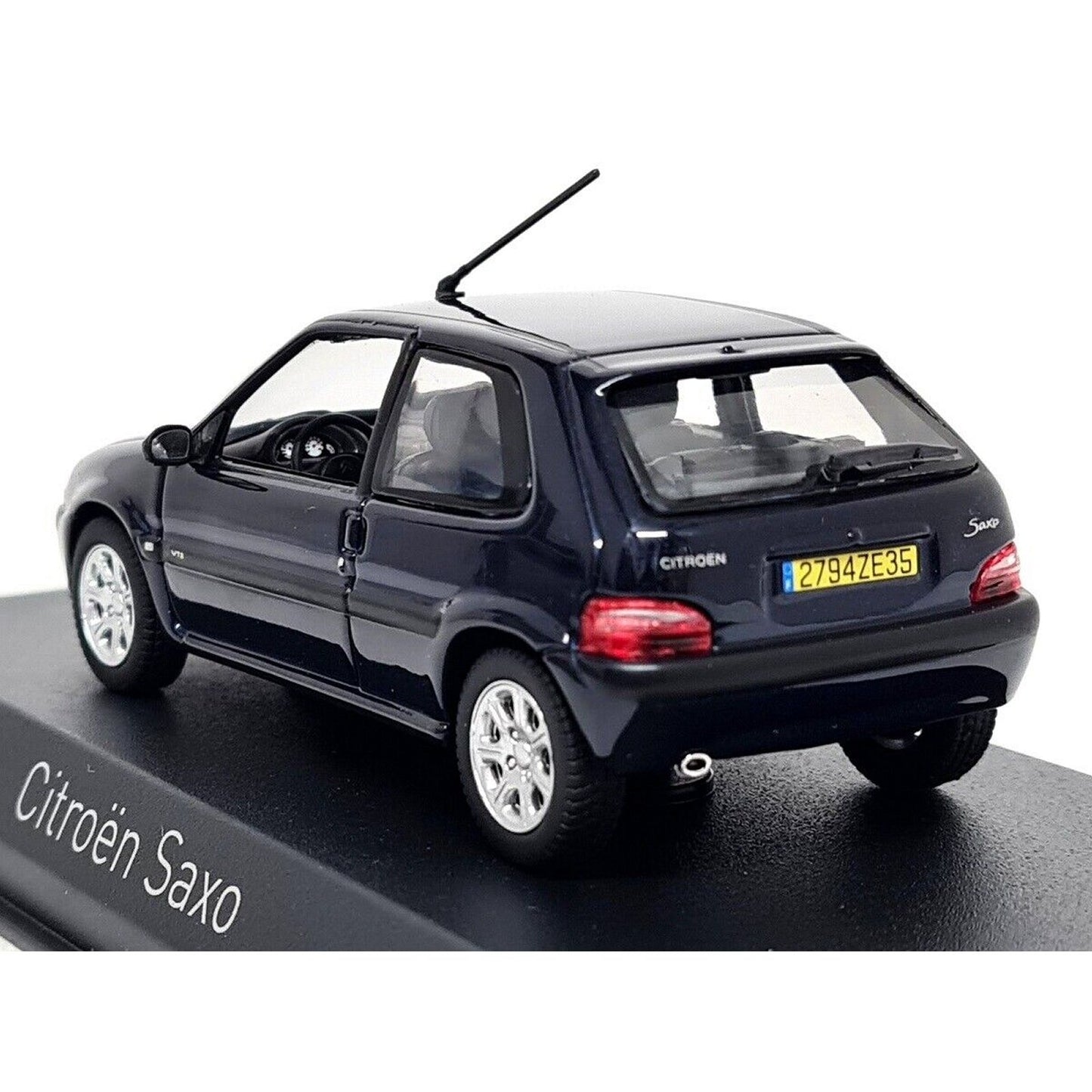 Citroen Saxo (VTS 2000) in Dark Blue