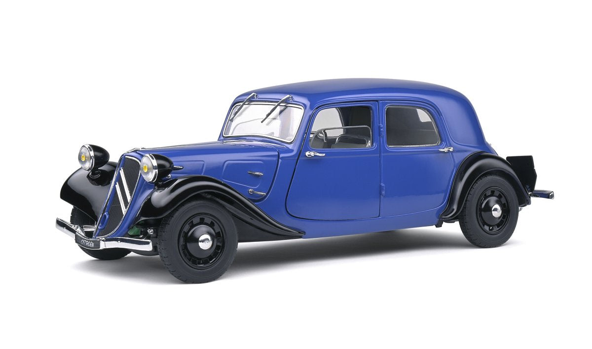 Citroen Traction (1937) in Blue