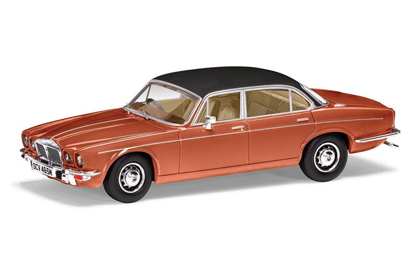 Daimler Double Six Series 2 Vanden Plas in Coral