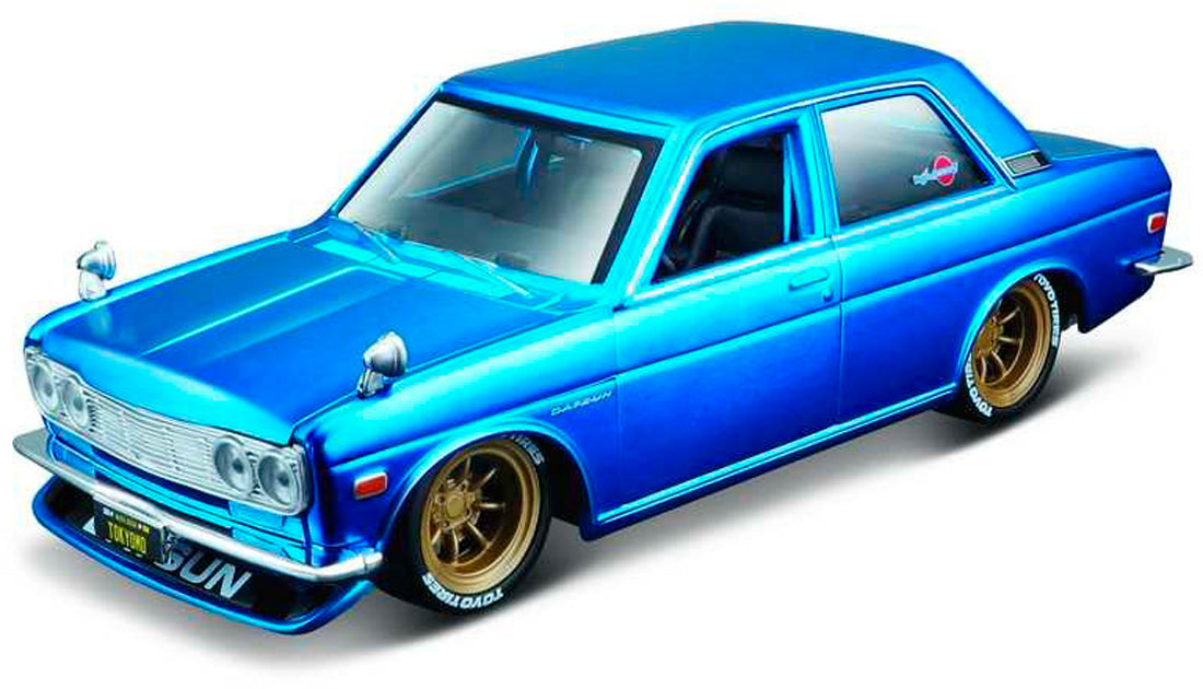 Datsun 510 (1971) in Blue