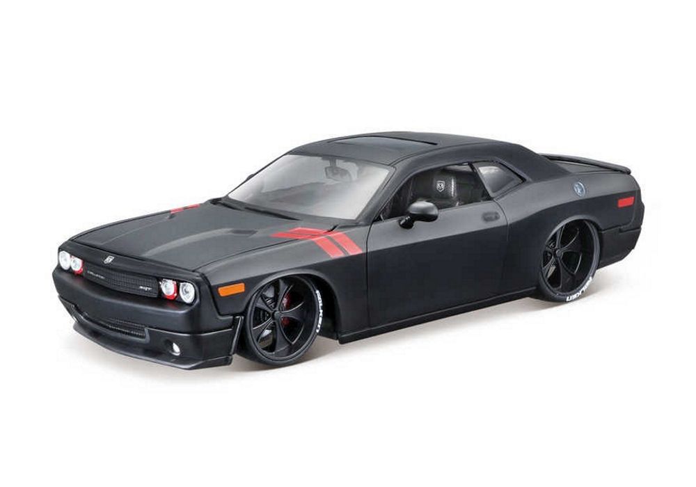 Dodge Challenger SRT8 in Black
