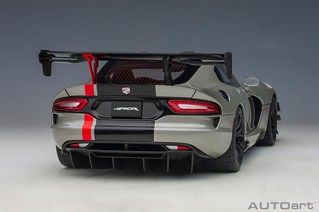 Dodge Viper ACR (2017) in Billet Silver