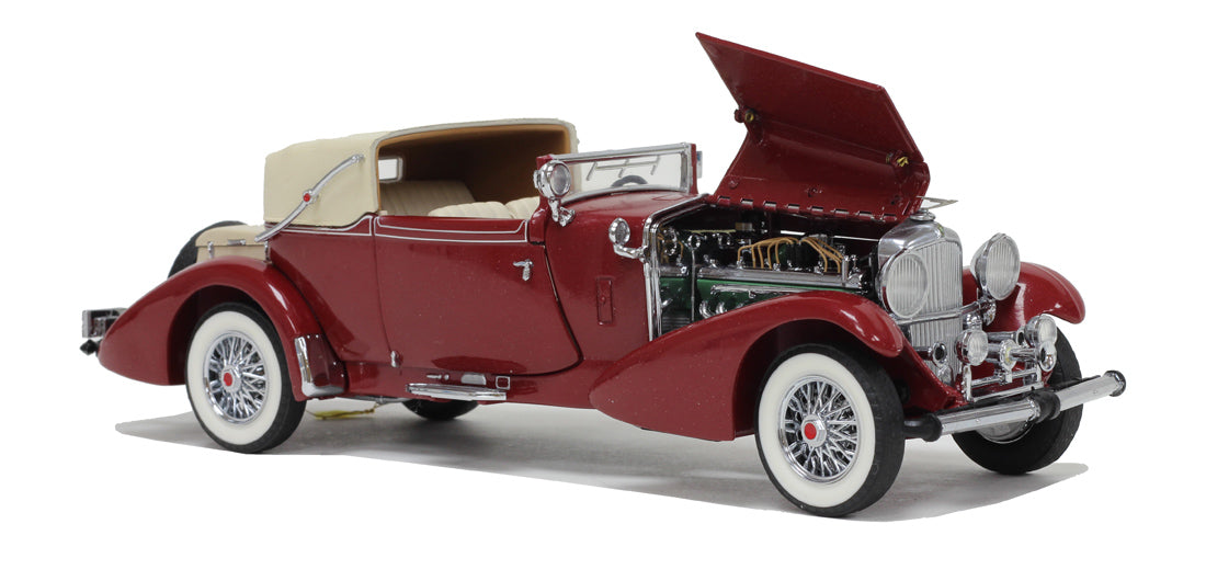 Duesenberg Model J Victoria (1933) in Red