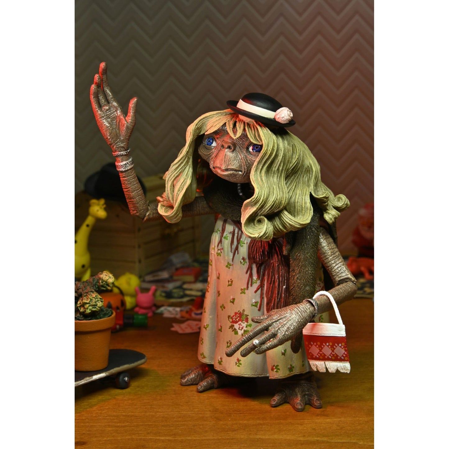 Ultimate Dress-up E.T. Figure From E.T.