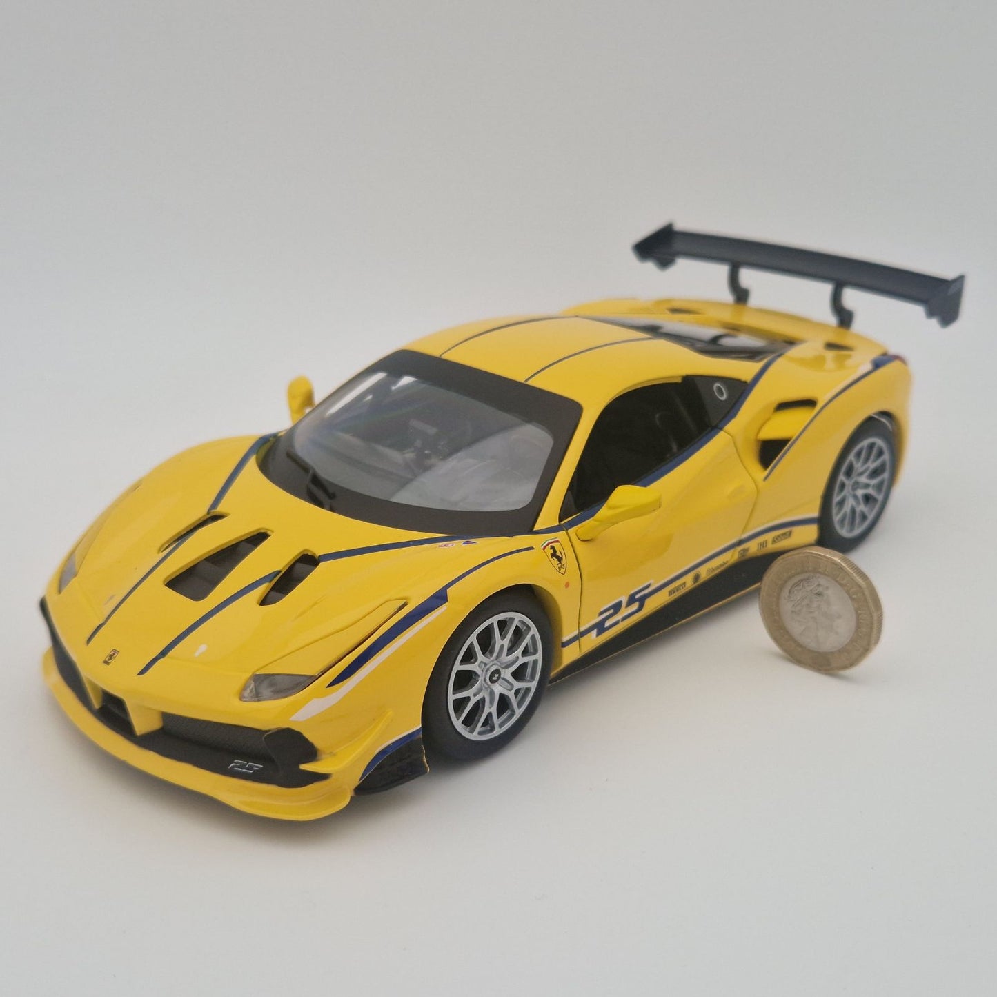 Ferrari 488 Challenge in Yellow
