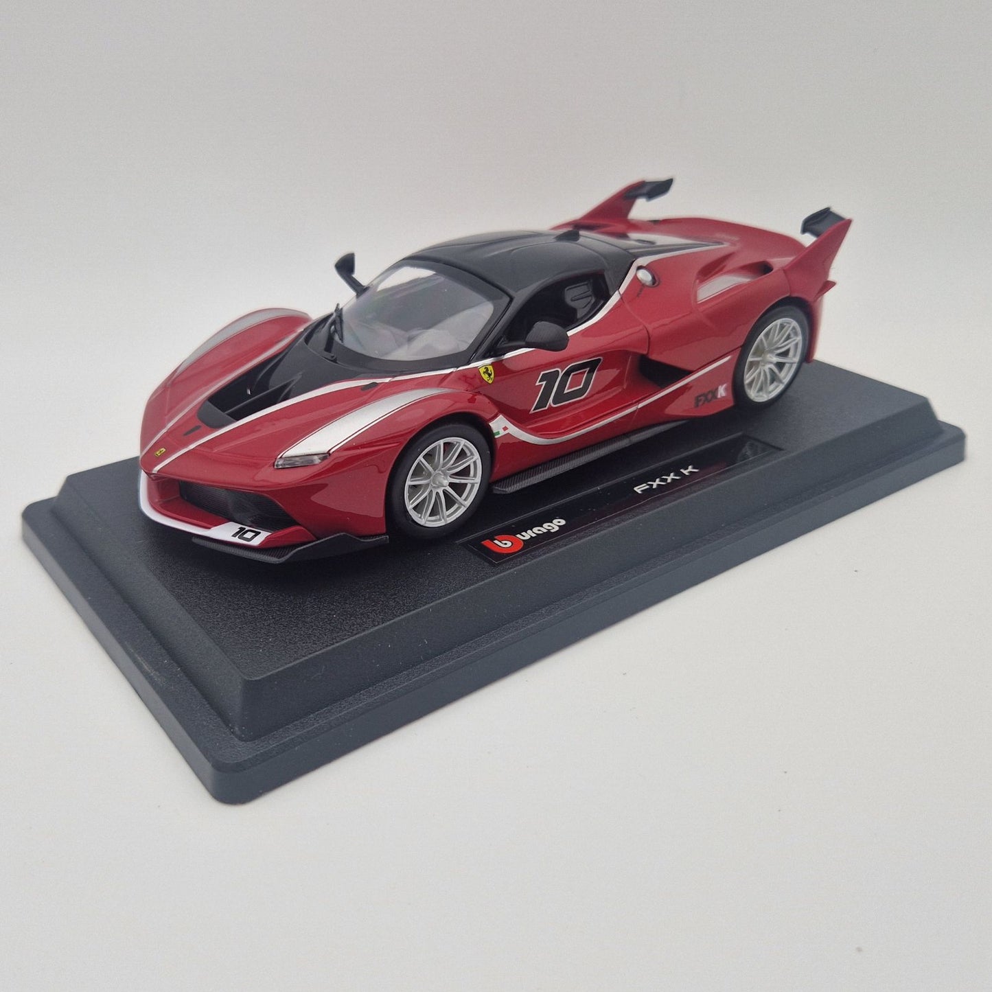 Ferrari FXX K in Red