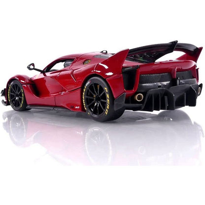 Ferrari FXX-K Evo Hybrid (6.3 L V12 2018) in Rosso Fuoco Metallic